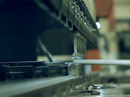 機箱外殼加工——折彎制作流程